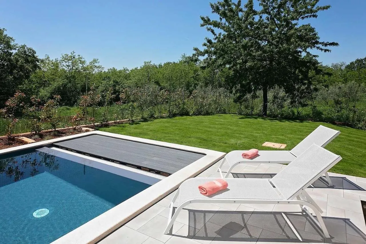 Сasa de vacaciones Villa Denis Kaštelir
